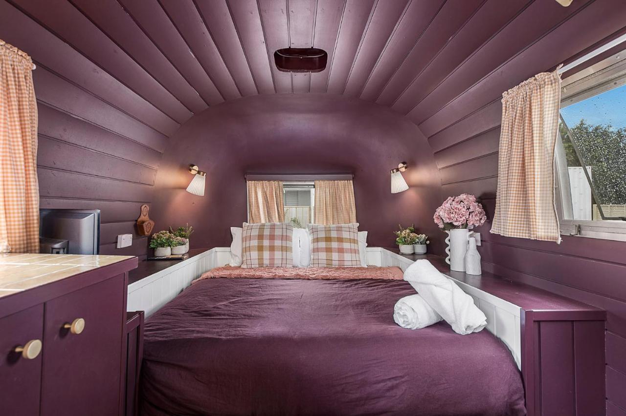 Camp Jordan Hotel พอร์ตแมคควอรี ภายนอก รูปภาพ