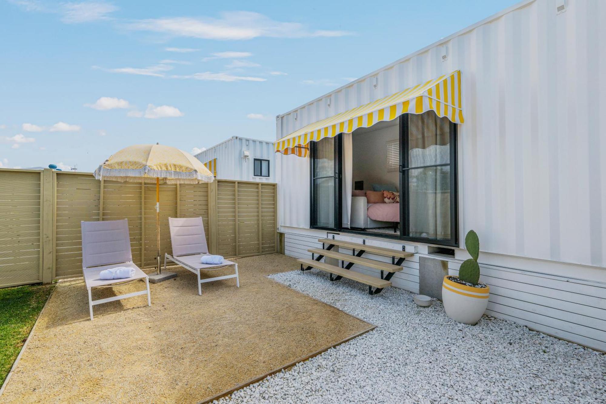 Camp Jordan Hotel พอร์ตแมคควอรี ภายนอก รูปภาพ